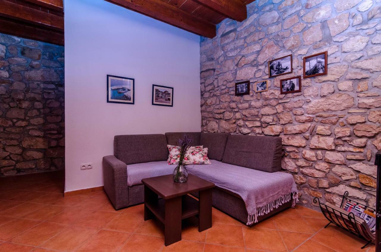 Willa Stone House Knezevic Vinjerac Zewnętrze zdjęcie